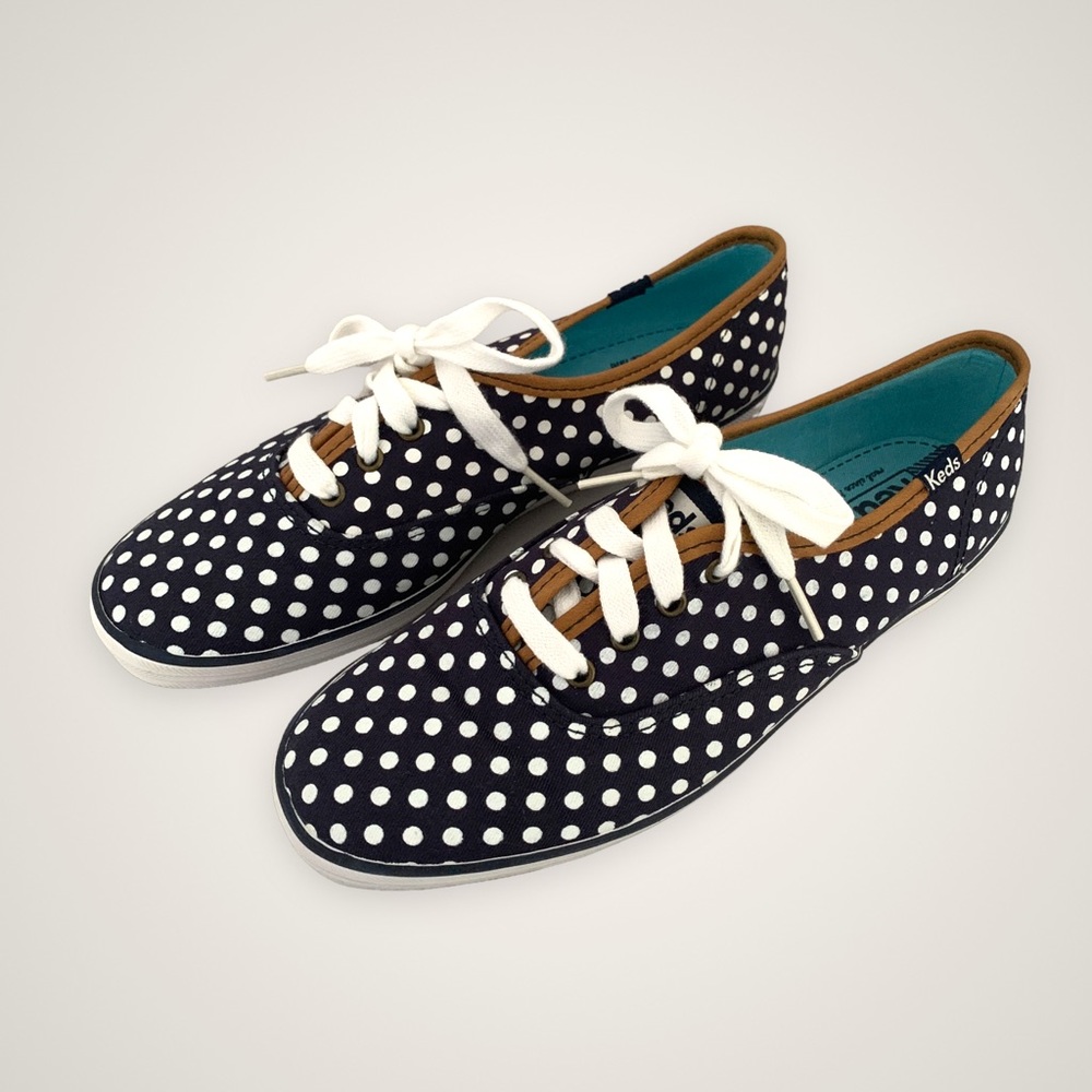 Keds Casual Polka Dot Low Cut Slip On Laces Shoes in Navy, White (US/CA 7)